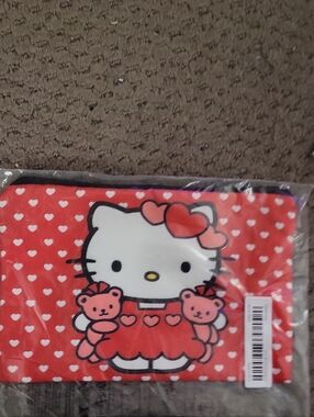 Sanrio Hello Kitty Red and White Heart Makeup/Cosmetic Bag-NEW
